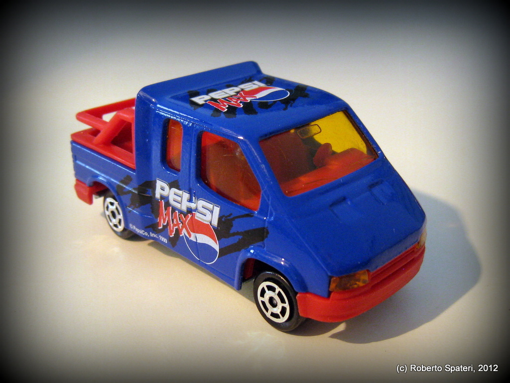 Majorette Ford Transit (n.243)